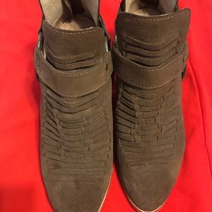 Unbridled Ariat Ankle Boots